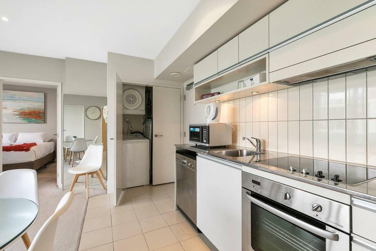 Two Bedroom Apartment - Pool, Gym & Free Parking! Auckland Exterior foto